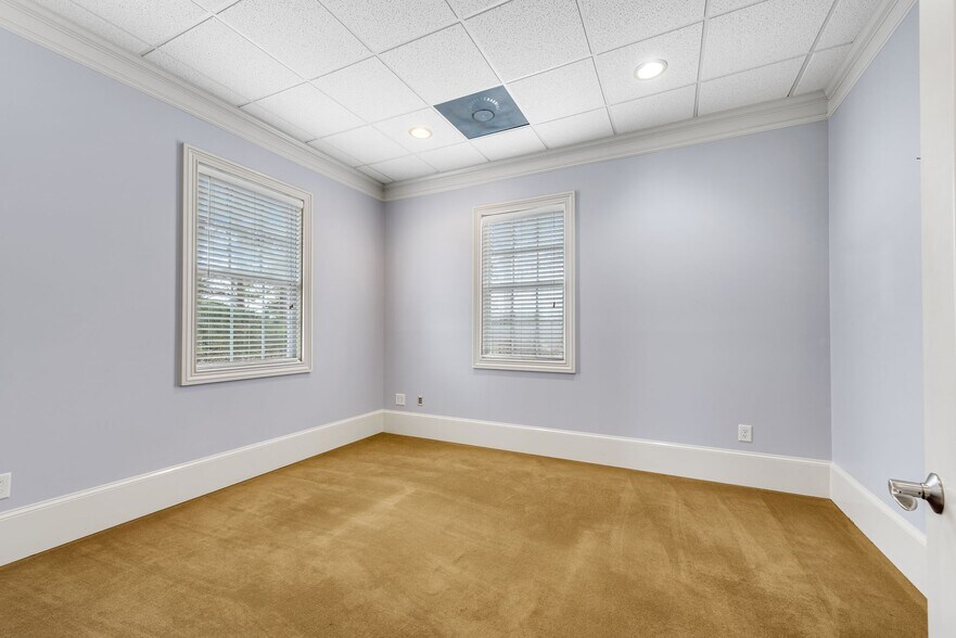 More Photos Of 3475 Dallas Hwy, Marietta Office For Lease