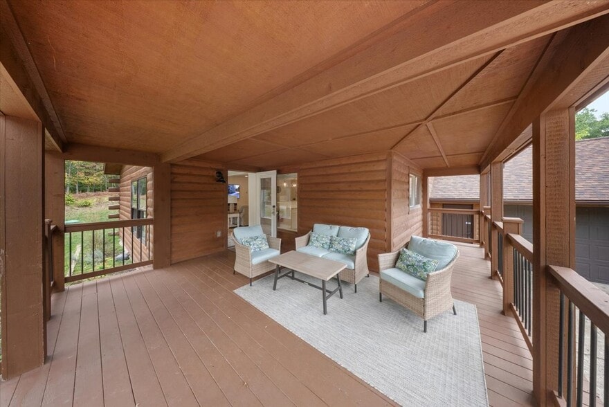 More Photos Of 3943 N Skookum Rd, Luther Hotel For Sale