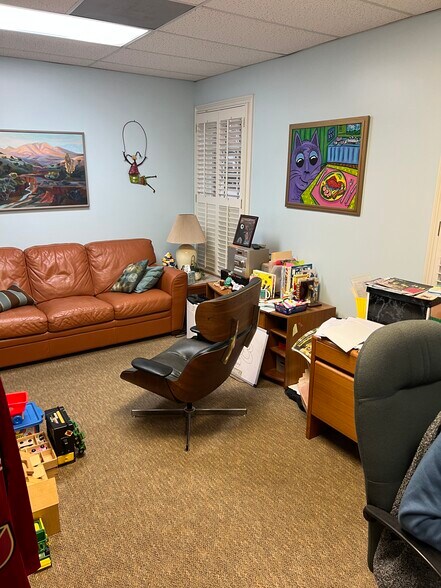 More Photos Of 3580 Habersham At Northlake, Tucker Medical For Sale