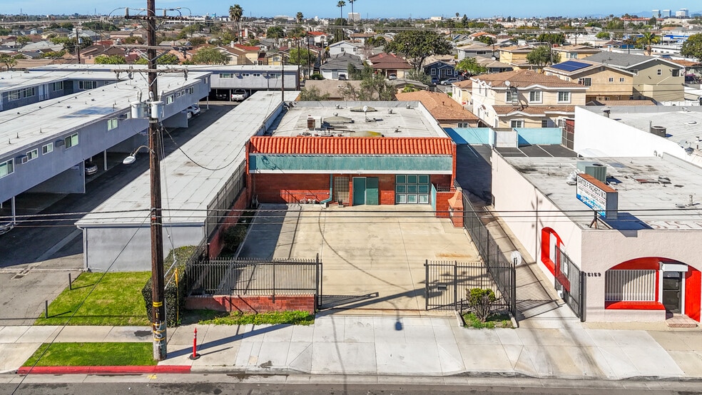 More Photos Of 15201 Prairie Ave, Lawndale Flex For Sale