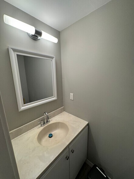 More Photos Of 2895 Hamilton Blvd, Allentown Medical For Sale