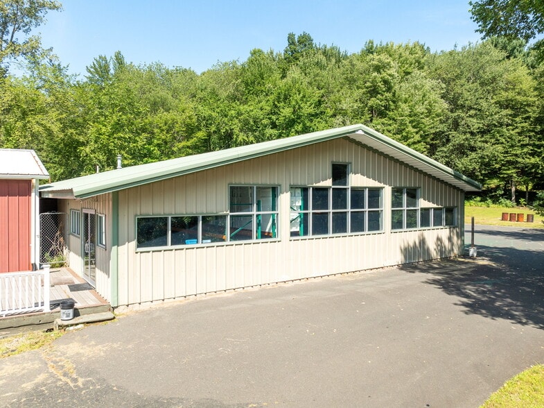 More Photos Of 526 College Hwy, Southwick Specialty For Sale