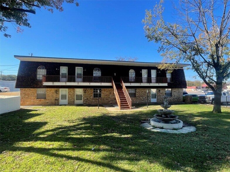 More Photos Of , Weatherford Multifamily For Sale