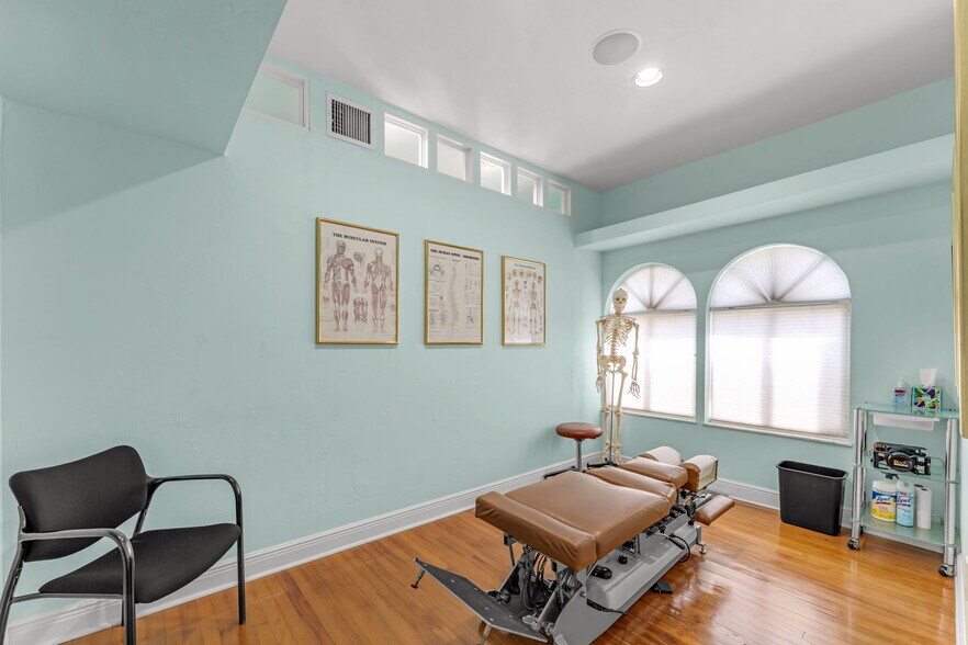 More Photos Of 97 NE 15th St, Homestead Coworking Space