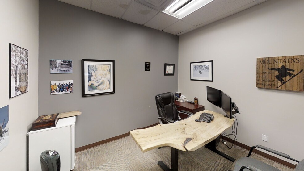 More Photos Of 5229 50th Ave, Red Deer Office For Sale