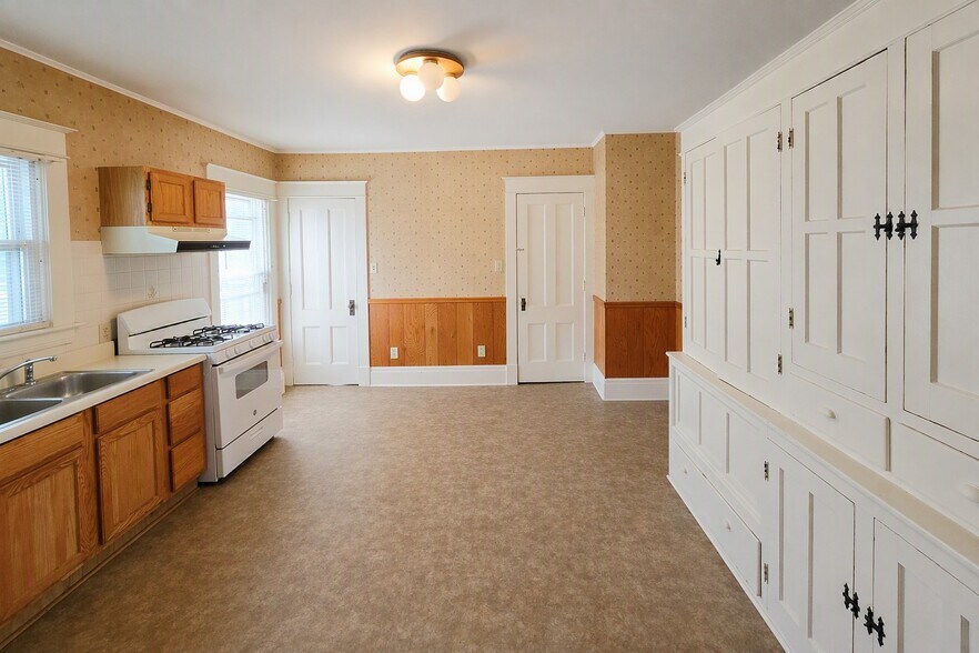 More Photos Of 3224 E Henrietta Rd, Henrietta Multifamily For Sale