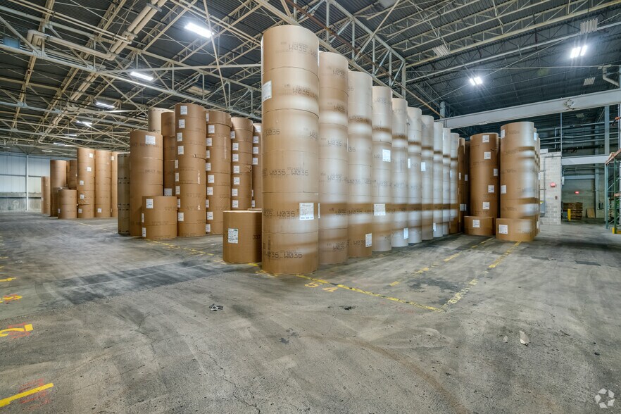 More Photos Of 4101 W Burnham St, West Milwaukee Manufacturing For Sale