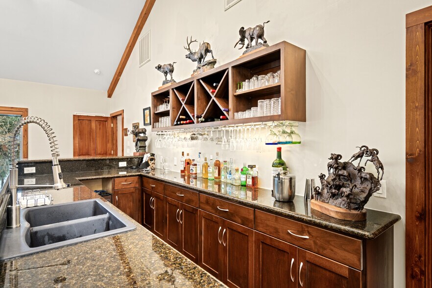 More Photos Of 145 State Loop 92, La Grange Specialty For Sale