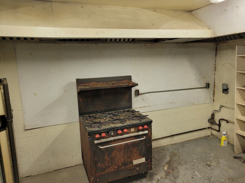 More Photos Of 414 Milroy Grose, Lansing Land For Sale