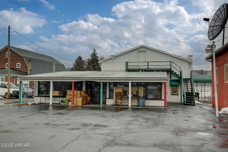 More Photos Of 505 Washington Blvd, Williamsport Restaurant For Sale