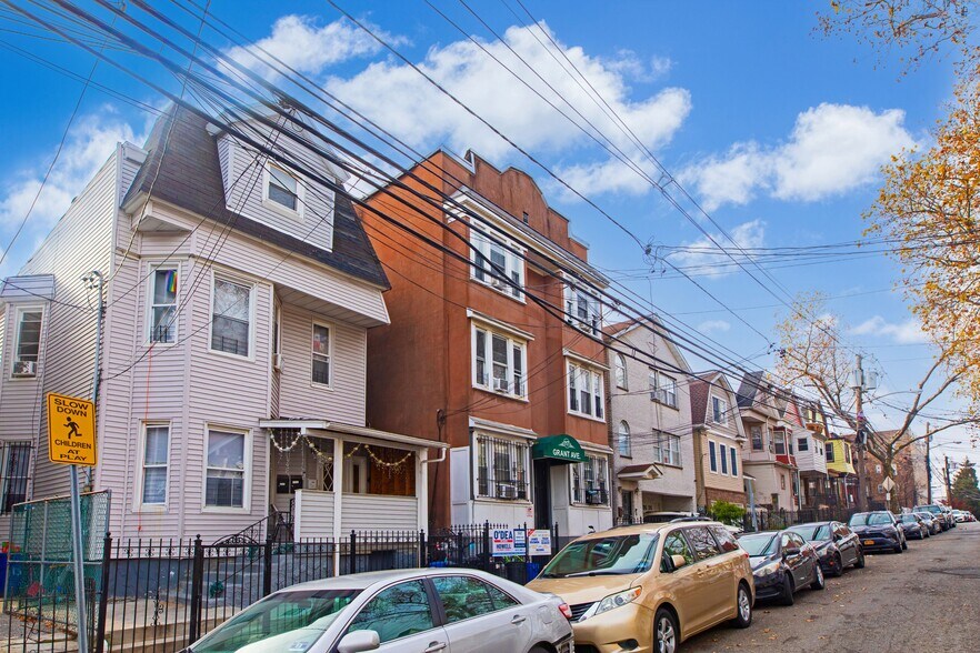 More Photos Of 117 Grant Ave, Jersey City Apartments For Sale