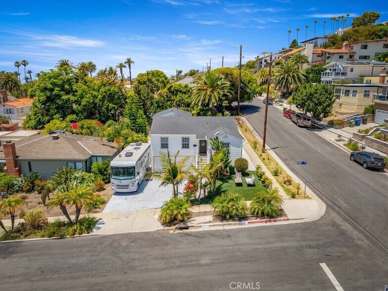 More Photos Of 3703 S Patton Ave, San Pedro Apartments For Sale
