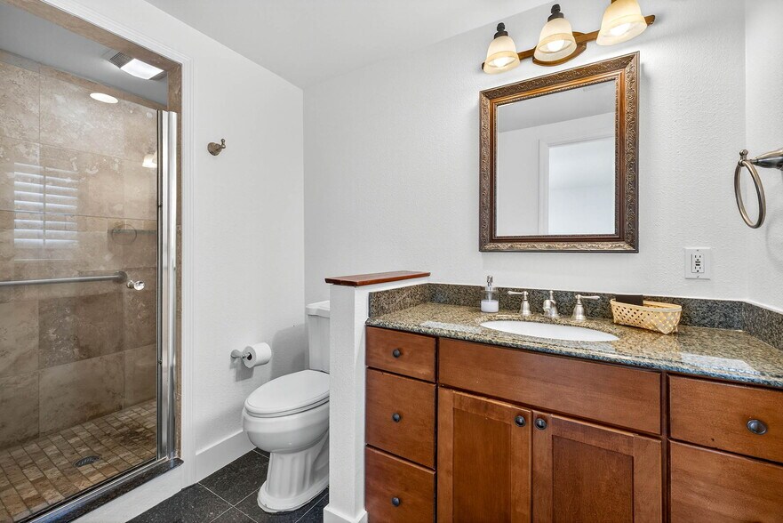 More Photos Of 3225 W Shell Point Rd, Ruskin Apartments For Sale