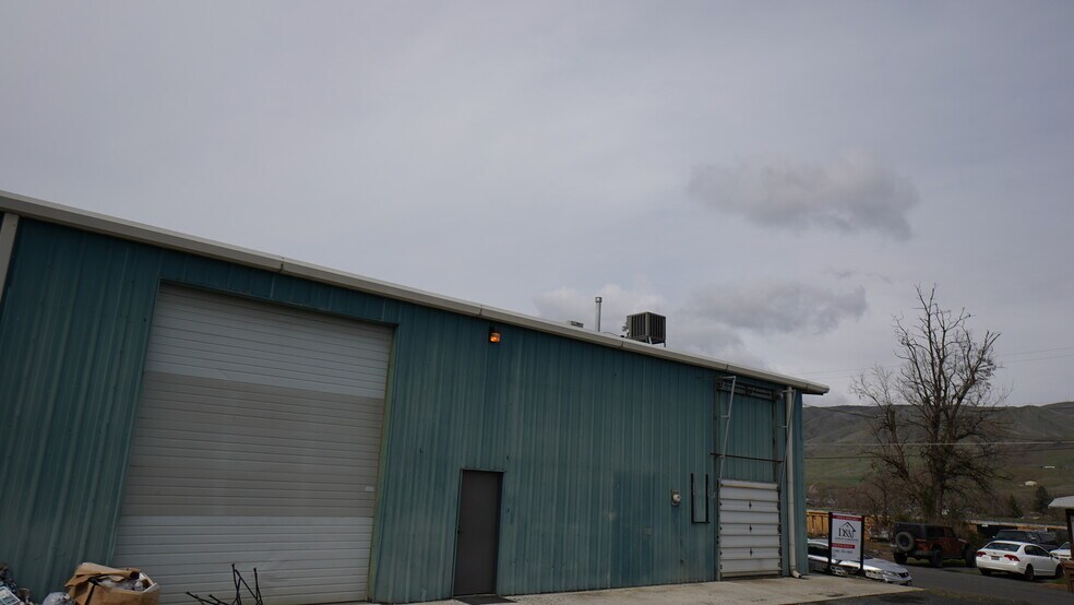 More Photos Of 2704 Clearwater Ave, Lewiston Industrial For Sale