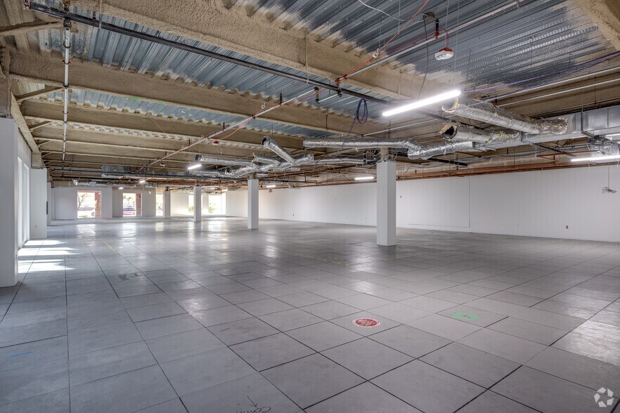 More Photos Of 20022 N 31st Ave, Phoenix Office For Lease