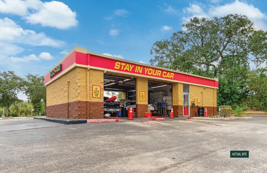 More Photos Of 1008 E Tarpon Ave, Tarpon Springs Auto Repair For Sale