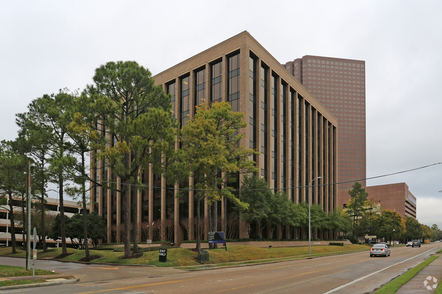 Primary Photo Of 1776 Yorktown St, Houston Office For Lease