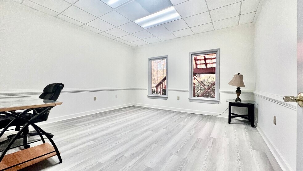 More Photos Of 13784 Highway 9 N, Milton Loft Creative Space For Lease
