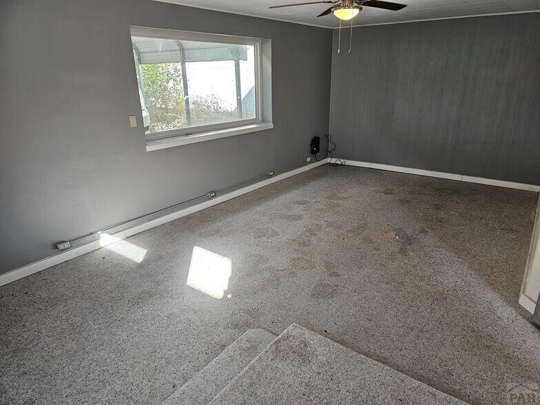 More Photos Of 965 Main St, Springfield Apartments For Sale