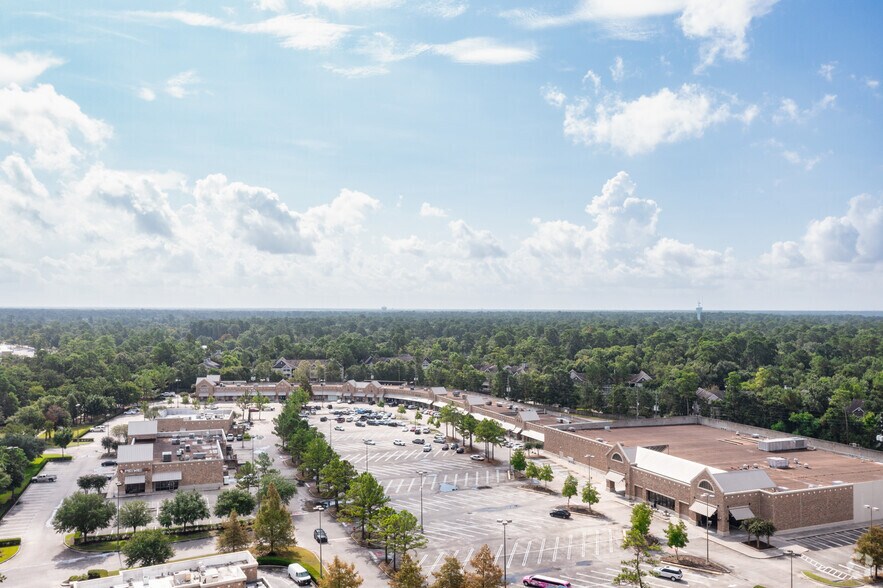 More Photos Of 502-880 Kingwood Dr, Humble Unknown For Lease