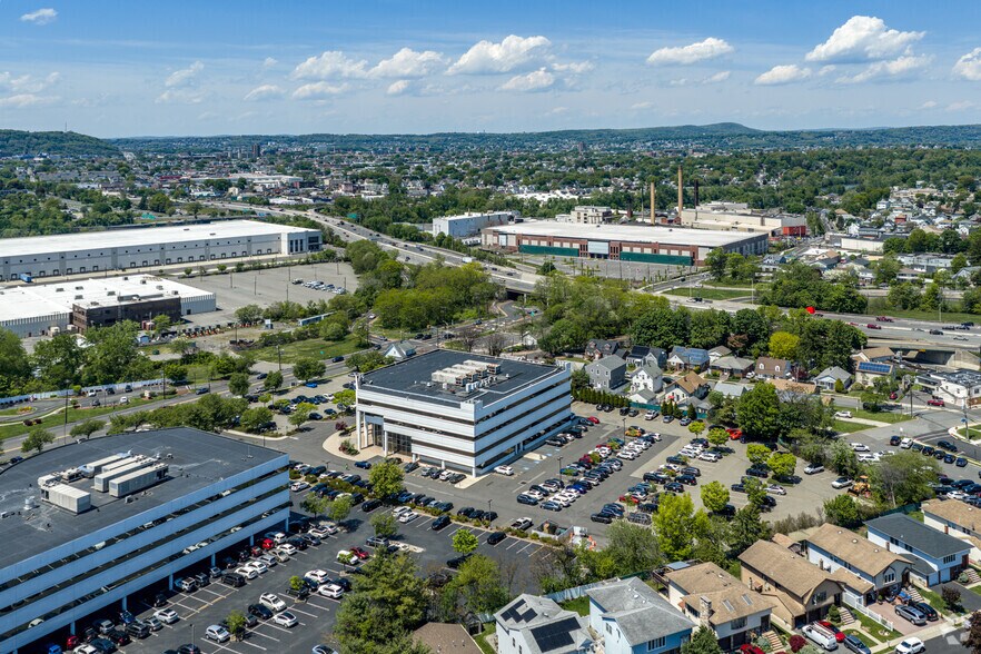 More Photos Of 611 River Dr, Elmwood Park Office For Sale