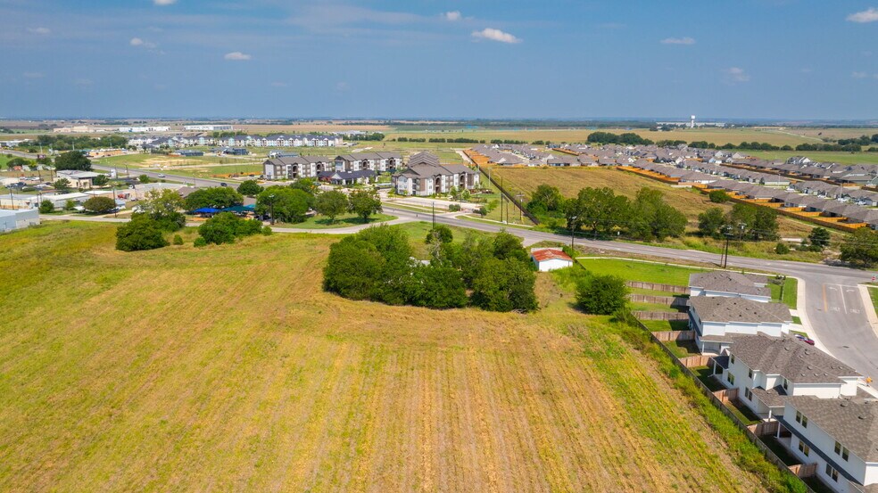 More Photos Of 1812 Borchert Dr, Lockhart Land For Sale