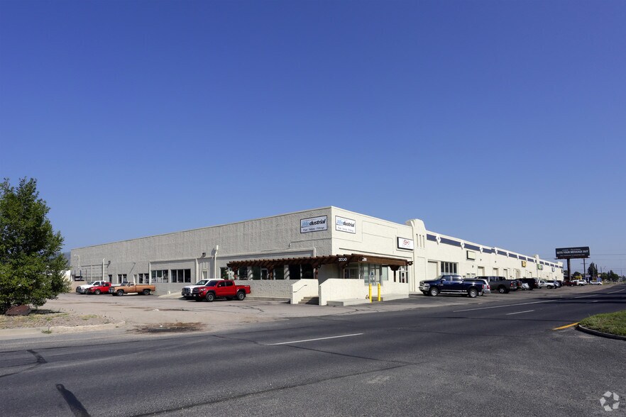 More Photos Of 3200-3250 N Nevada Ave, Colorado Springs Warehouse For Lease