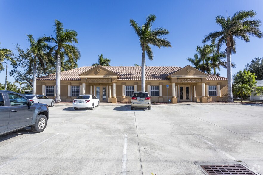 More Photos Of 3701 Del Prado Blvd S, Cape Coral Coworking Space