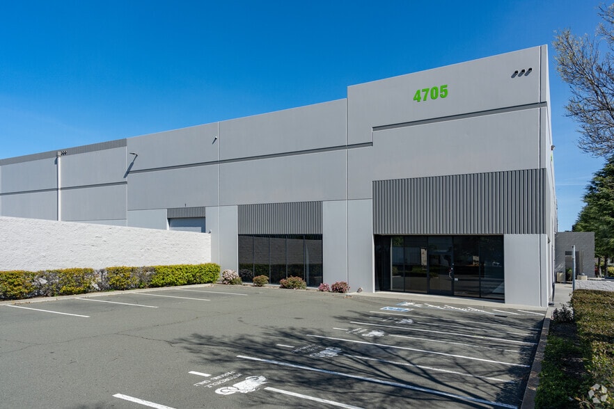 Primary Photo Of 4725 Industrial Way, Benicia Warehouse For Lease
