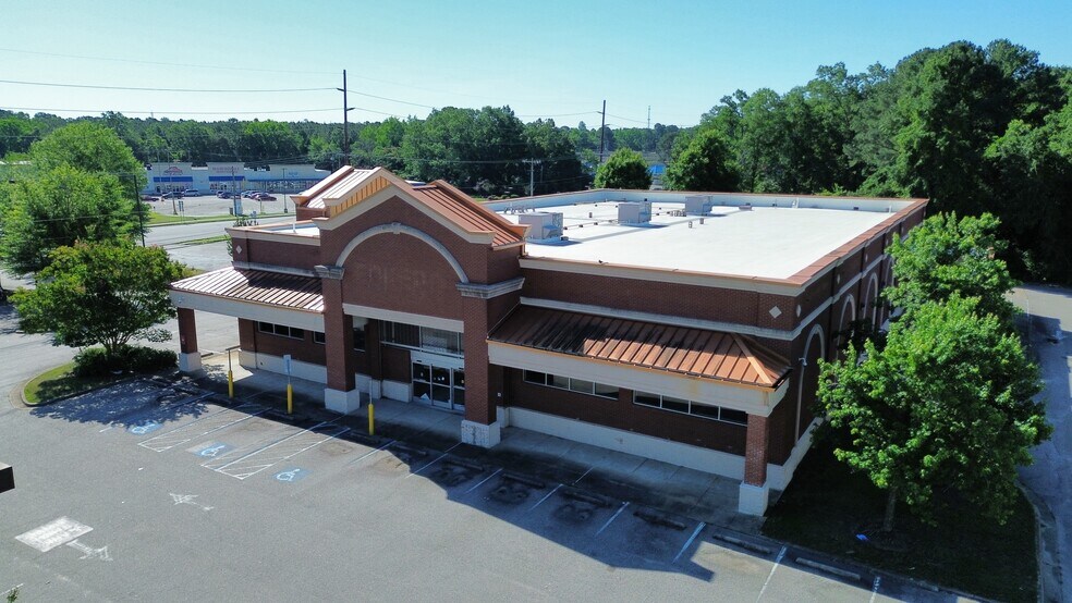 Primary Photo Of 1123 N Raleigh St, Rocky Mount Drugstore For Sale