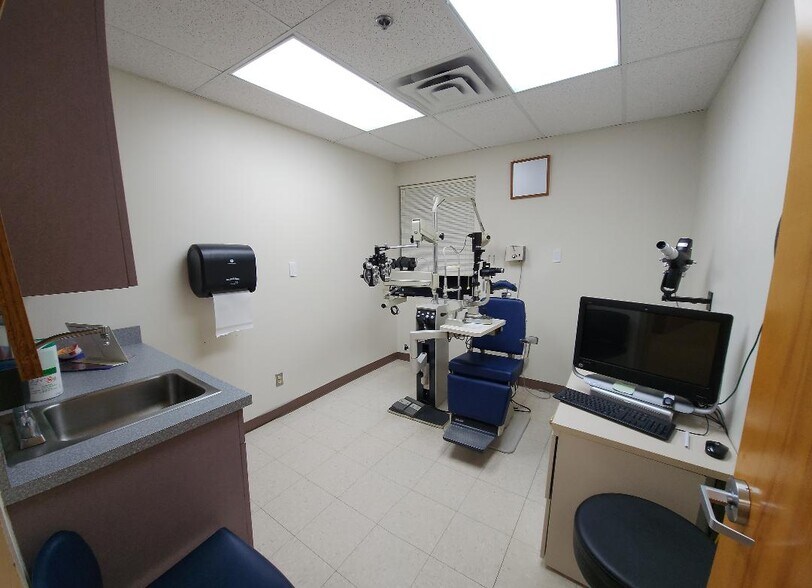 More Photos Of 140 Boulevard, Washington Medical For Lease