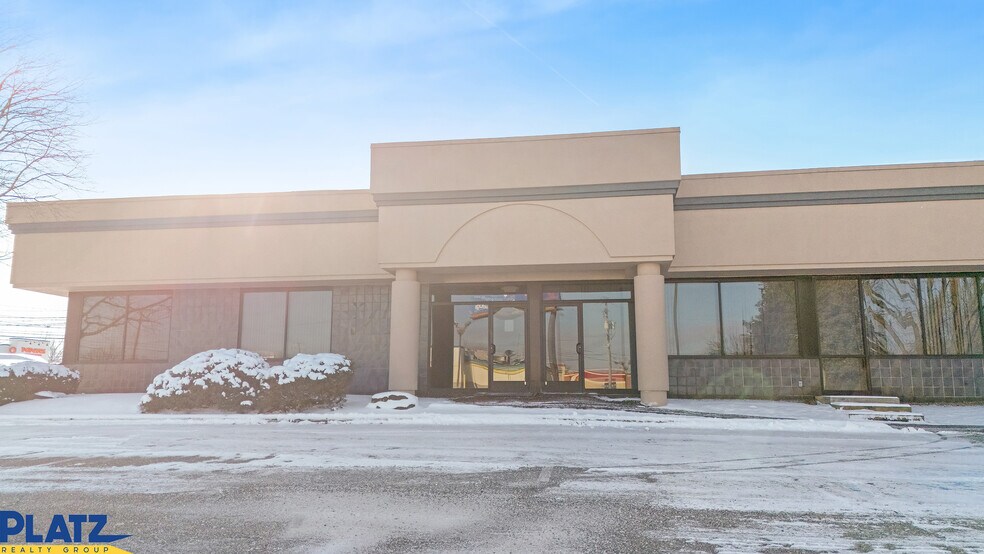 More Photos Of 3530 Belmont Ave, Youngstown Loft Creative Space For Lease