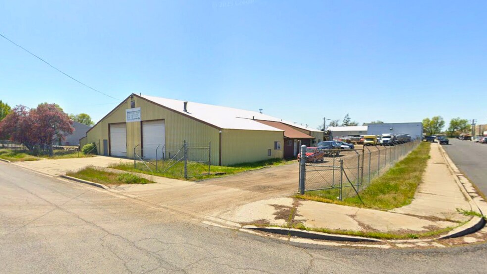 More Photos Of 4723 N Rebecca St, Spokane Warehouse For Sale