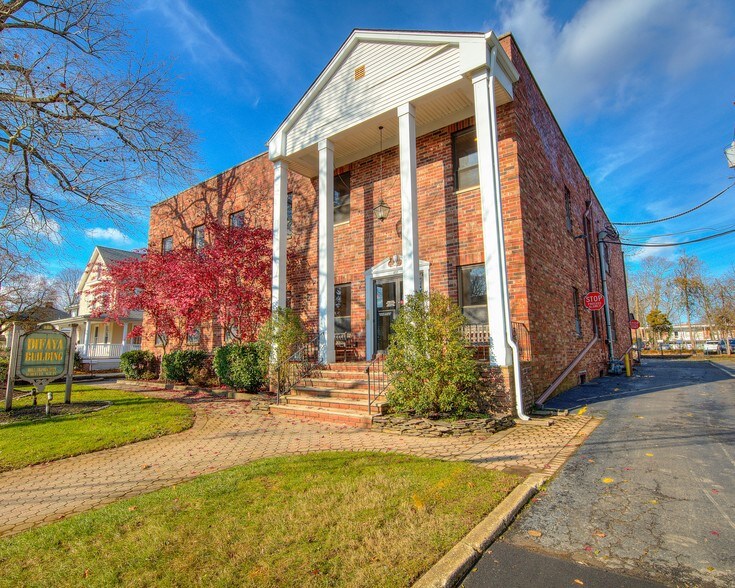 More Photos Of 188 E Bergen Pl, Red Bank Office For Sale