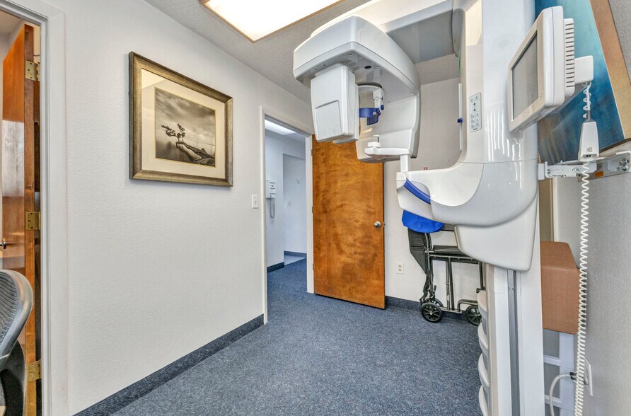 More Photos Of 3417 Tamiami Trl, Port Charlotte Medical For Lease