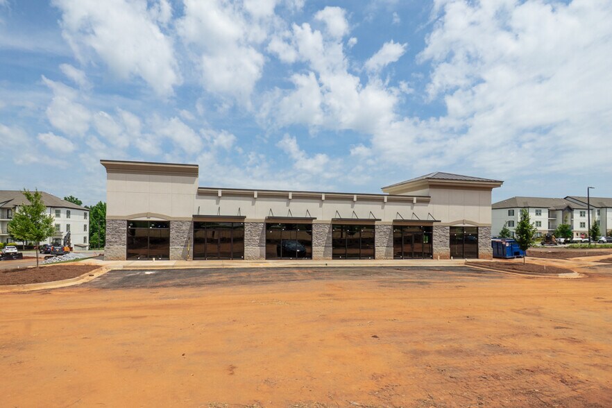 More Photos Of 471 Hull Rd, Athens General Retail For Lease