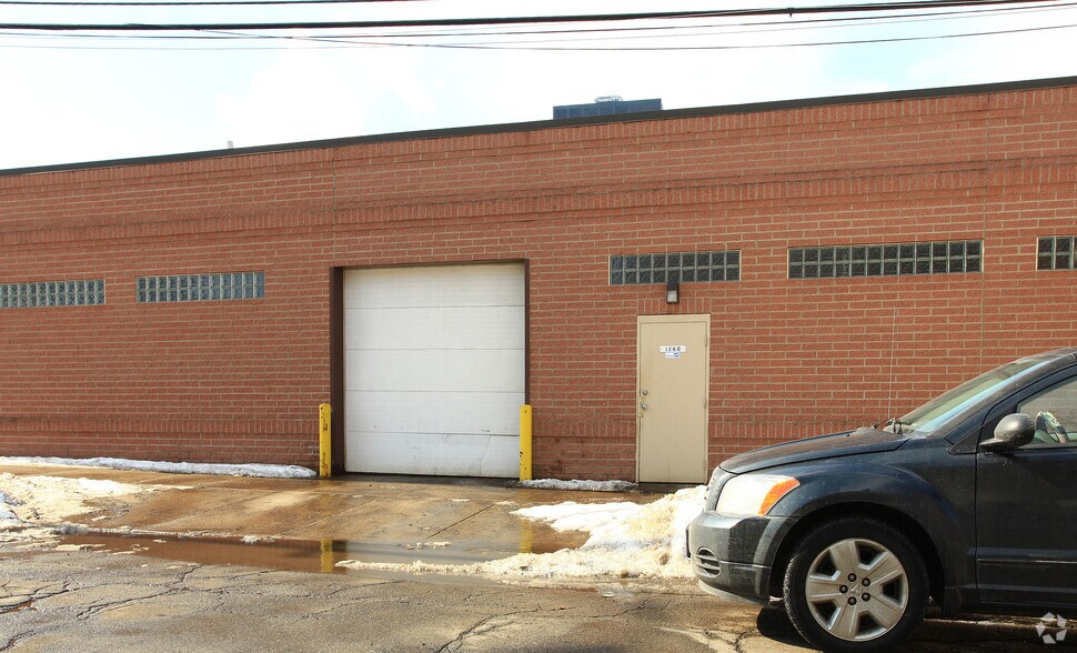 More Photos Of 1260 E 17th St, Cleveland Warehouse For Sale