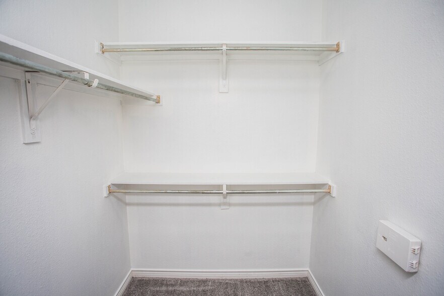 More Photos Of 2627 Oak Dr, Lubbock Apartments For Sale