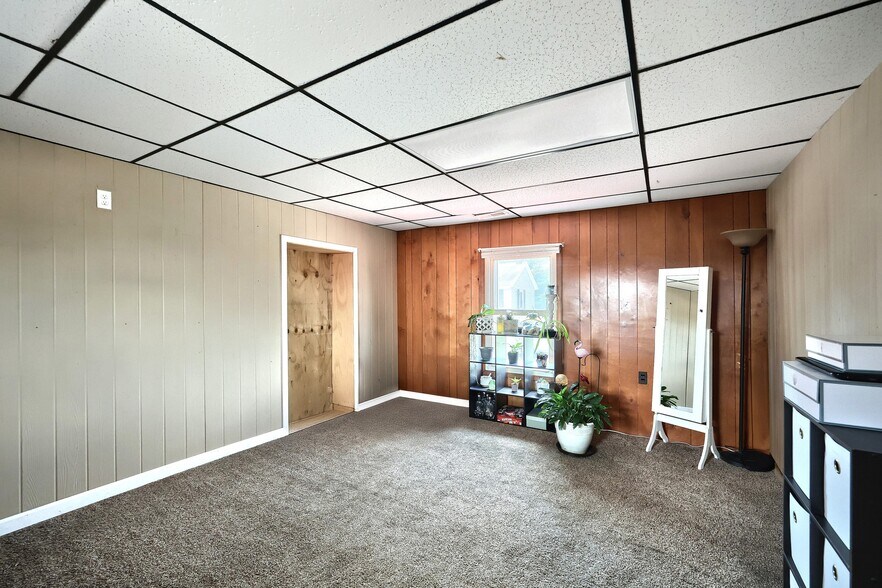 More Photos Of 21603 Middletown Rd, Freeland Freestanding For Sale