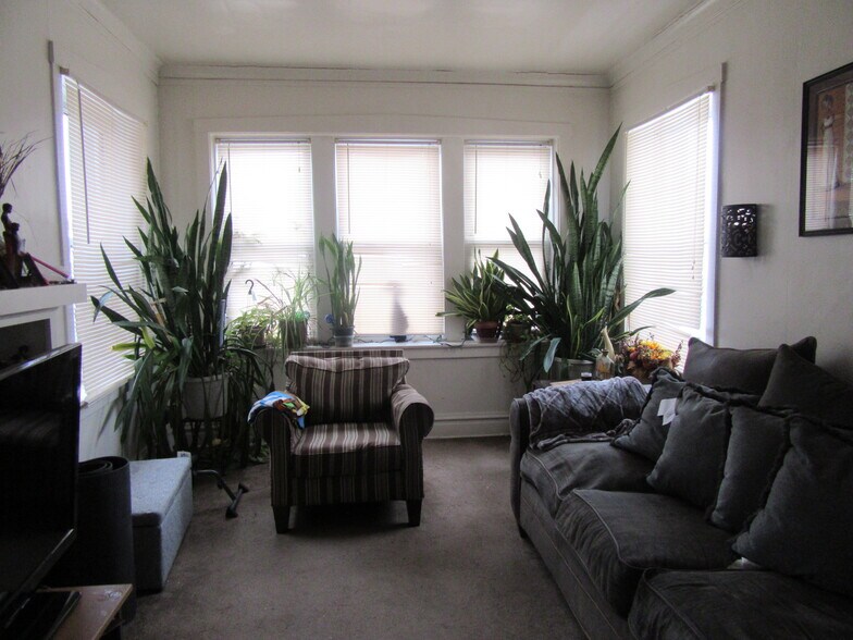 More Photos Of 1255 N Central Ave, Chicago Apartments For Sale