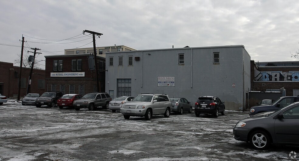 More Photos Of 9 Dewar St, Dorchester Manufacturing For Lease