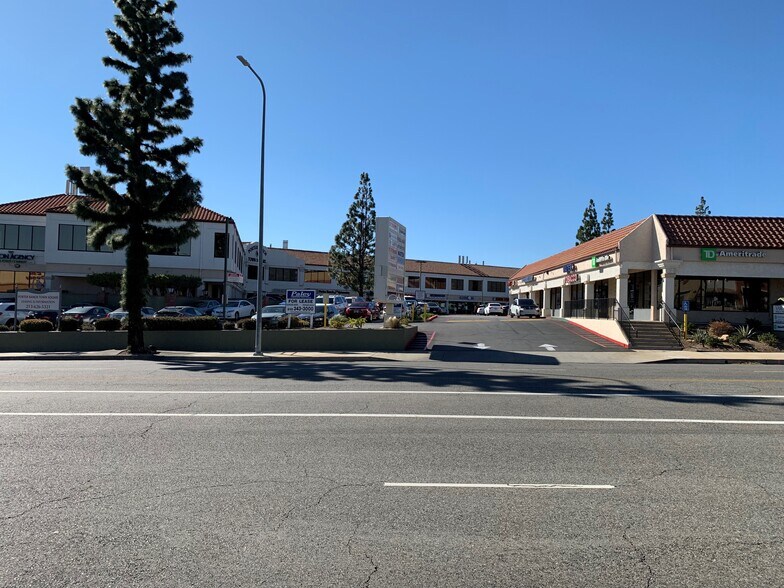 Primary Photo Of 19450 Rinaldi St, Northridge Unknown For Lease