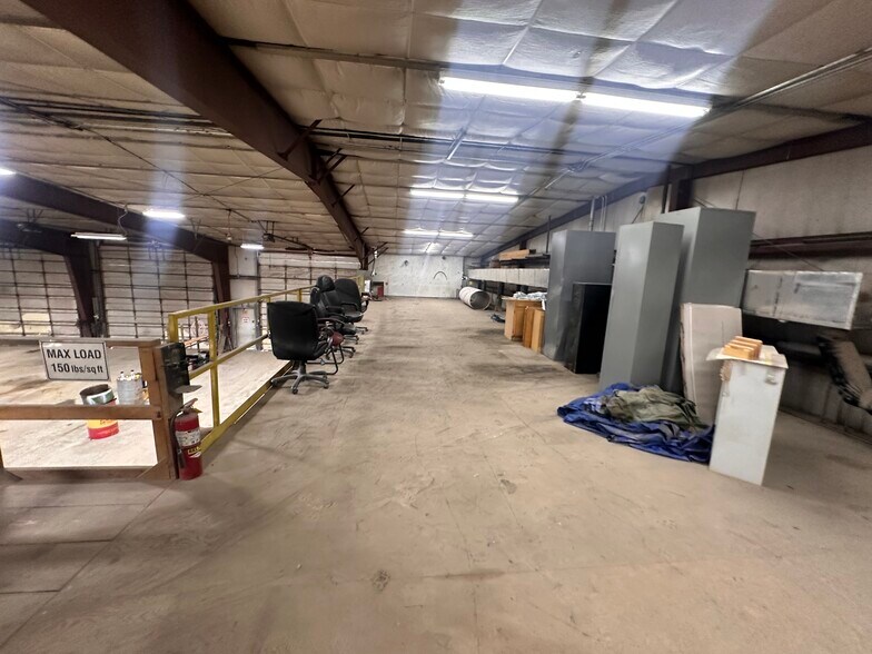 More Photos Of 333 Wildcat rd, La Barge Light Distribution For Sale