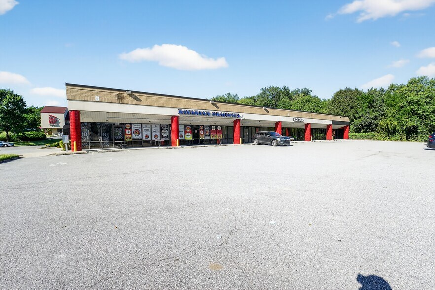 More Photos Of 7304 Parkway Dr, Hanover Freestanding For Lease