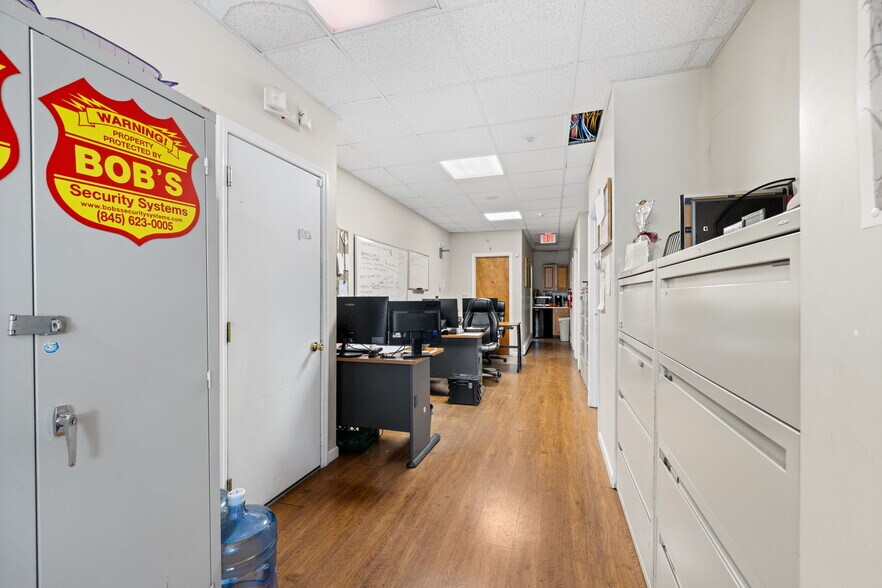 More Photos Of 131-135 Rt-304, Nanuet Freestanding For Sale