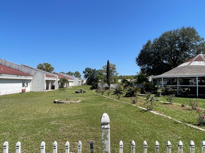 More Photos Of 5151 Northpointe Pky, Pensacola Continuing Care Retirement Community For Sale