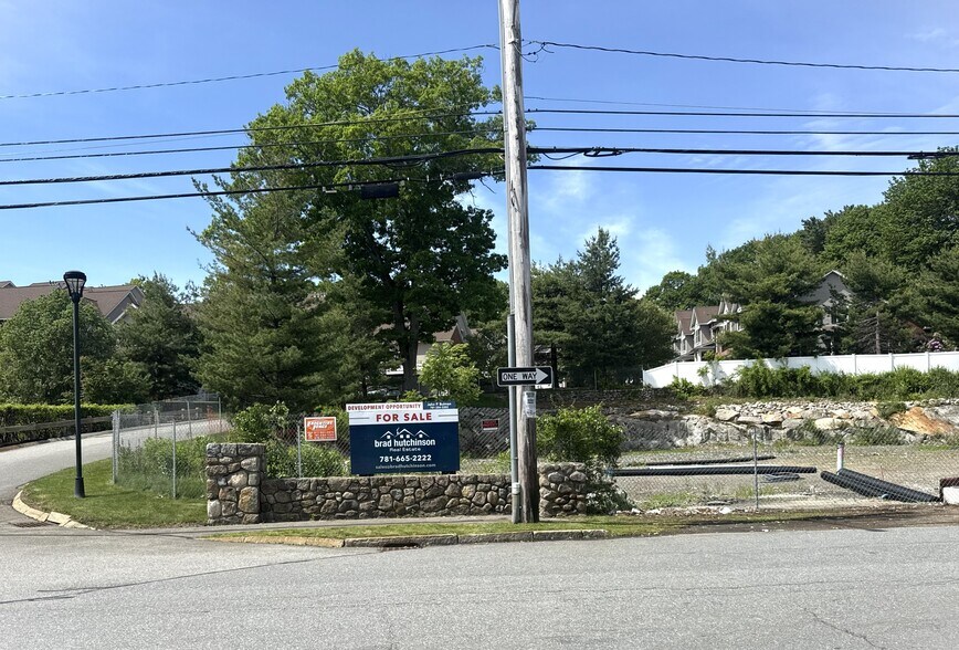 Primary Photo Of 922 Lynnfield St, Lynnfield Land For Sale
