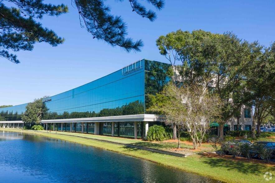 More Photos Of 6440 Southpoint Pky, Jacksonville Office For Lease