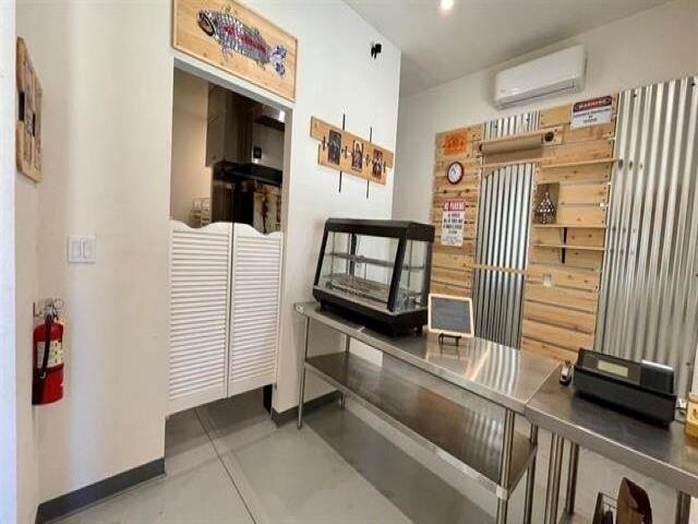 More Photos Of 620 E Sierra Ave, Portola Restaurant For Sale