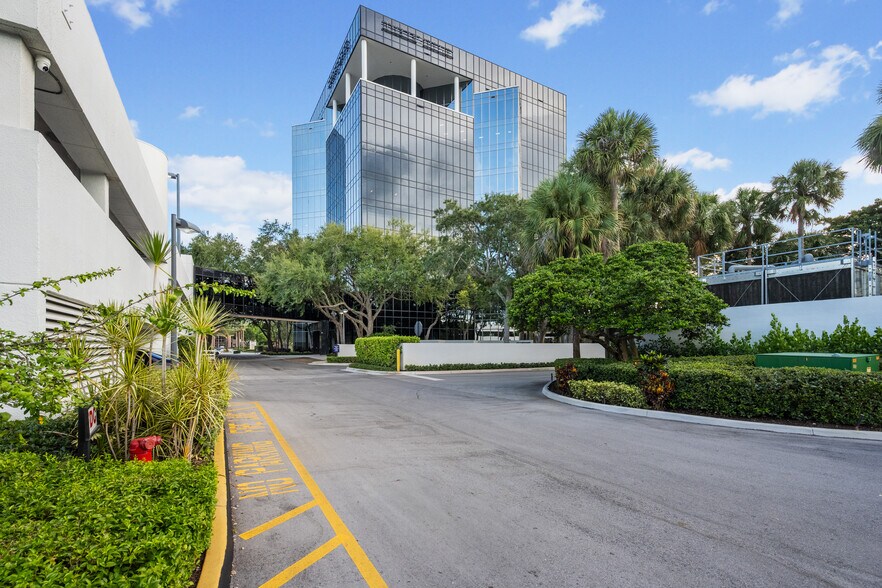 More Photos Of 5355 Town Center Rd, Boca Raton Office For Lease